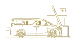 Stay-in-car border clearance for Singapore to Penang private car transfer via QR code