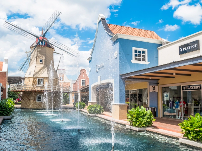 Premium shopping experience at Freeport A'Famosa Outlet, a highly requested stop during your flexible Malacca day trip private car tour.