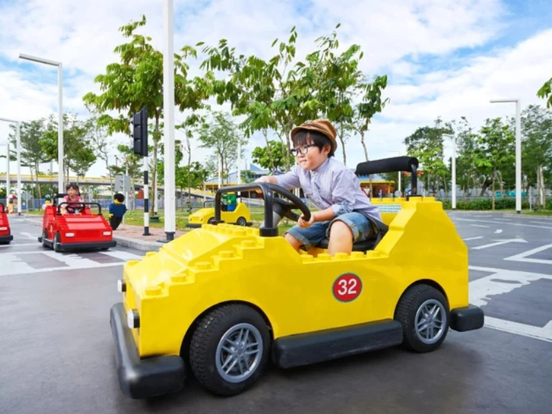 Legoland family fun during your Singapore to JB day trip by private car.